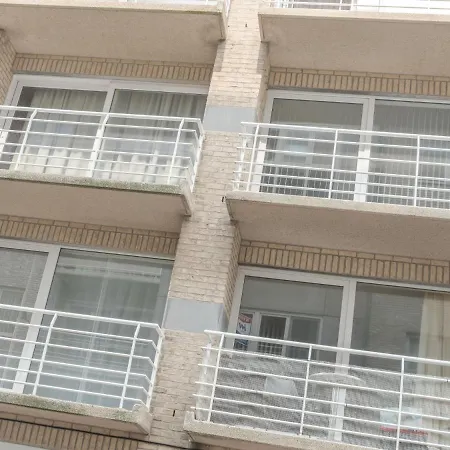 With Balcony By Interhome Apartmán *